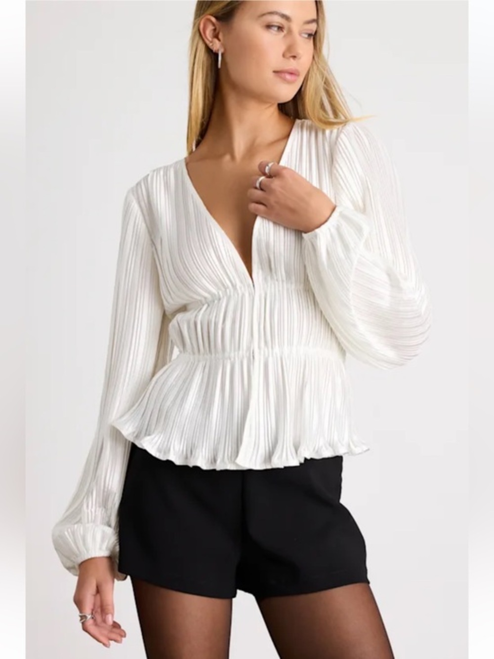 NWT Lulus Kipton White Plisse Hook-and-Eye Long Sleeve Top